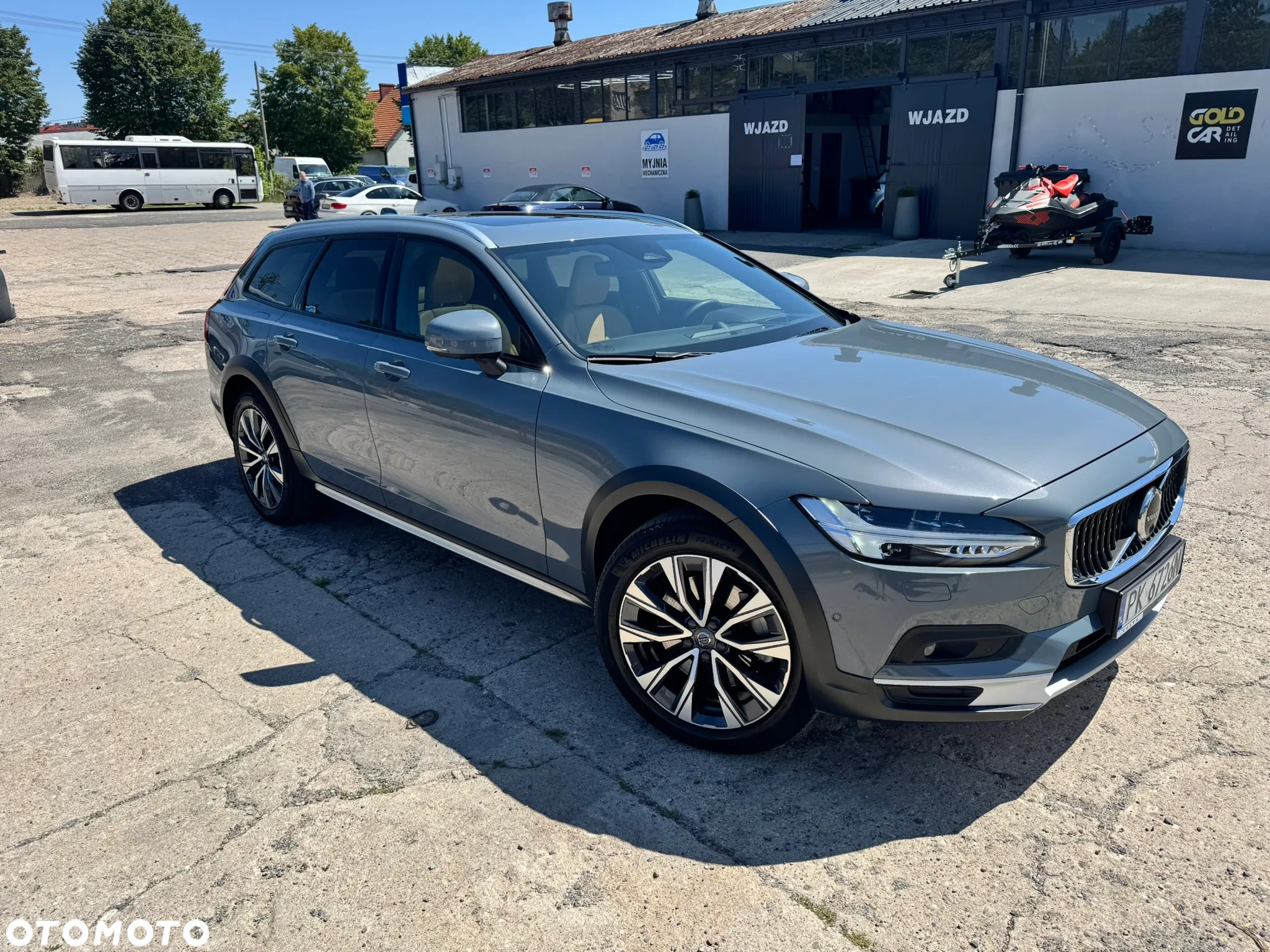 Volvo V90 Cross Country D5 AWD Pro - 5