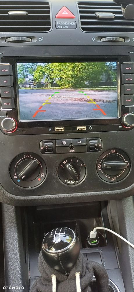 Volkswagen Golf - 11
