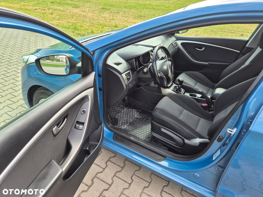 Hyundai i30 1.4 CRDi Intro Edition - 9