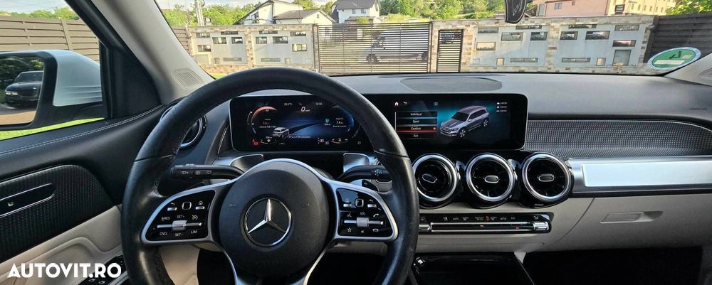 Mercedes-Benz GLB 220 d 4MATIC 8G-DCT AMG Line - 24