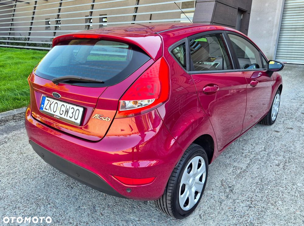 Ford Fiesta 1.25 Celebration - 5
