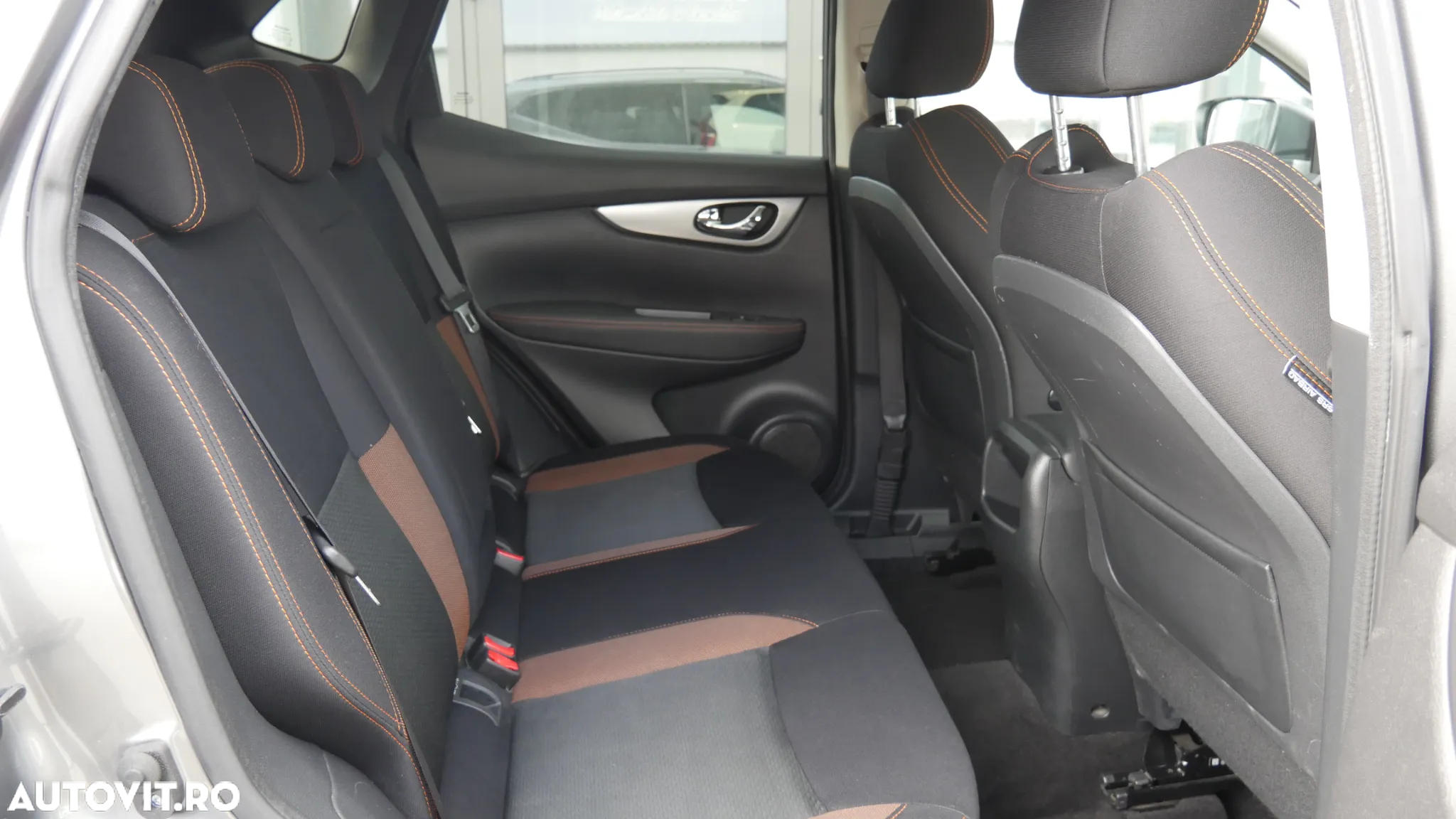Nissan Qashqai 1.3 DIG-T N-MOTION - 16