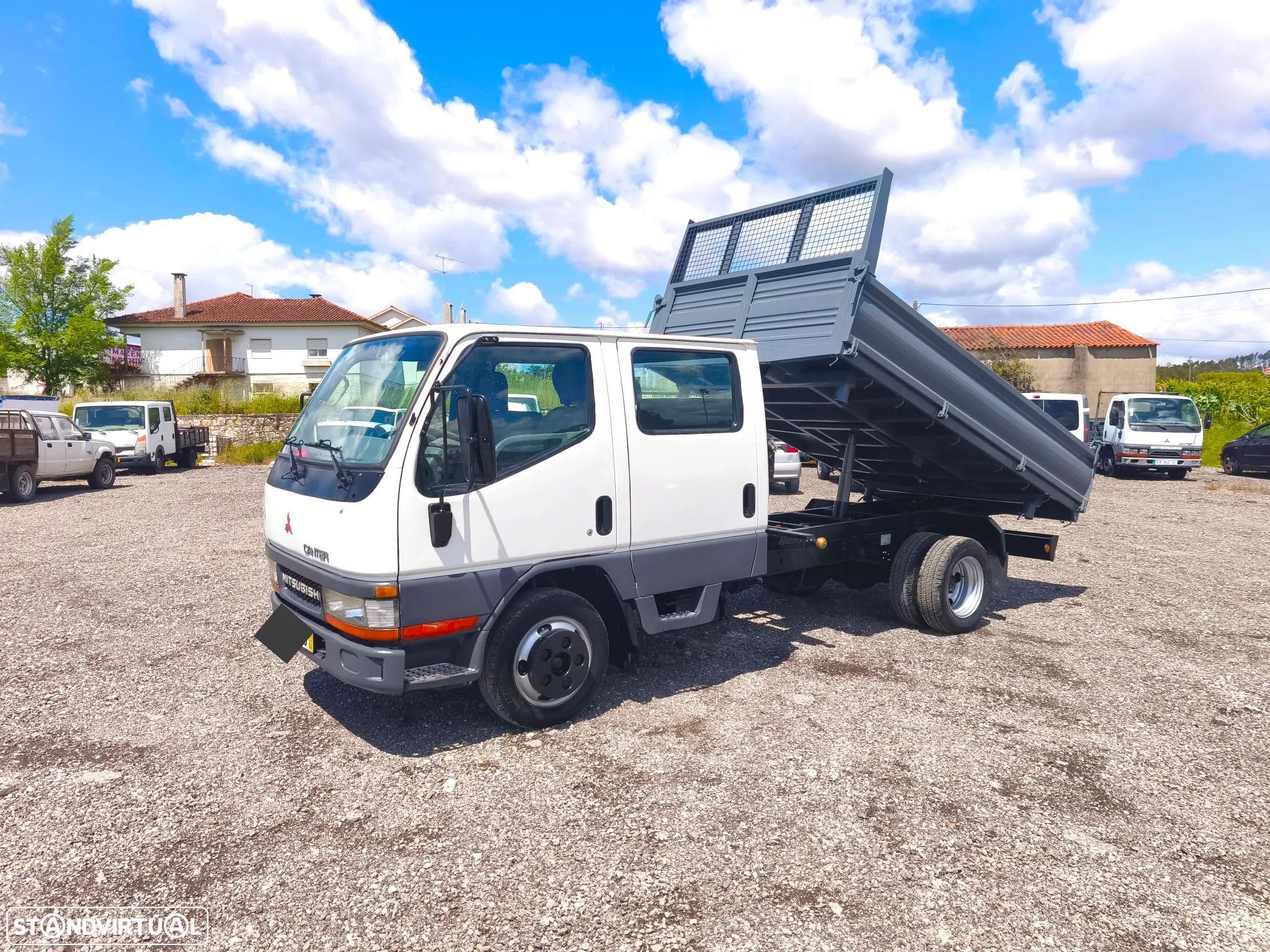 Mitsubishi Canter - 1