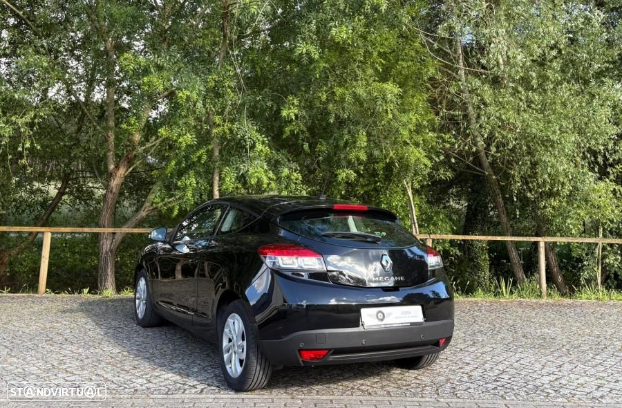 Renault Mégane Coupe 1.5 dCi Limited SS - 6