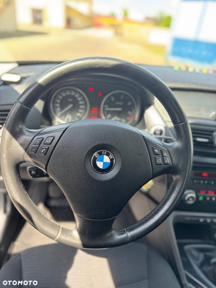 BMW X1 xDrive20d - 6