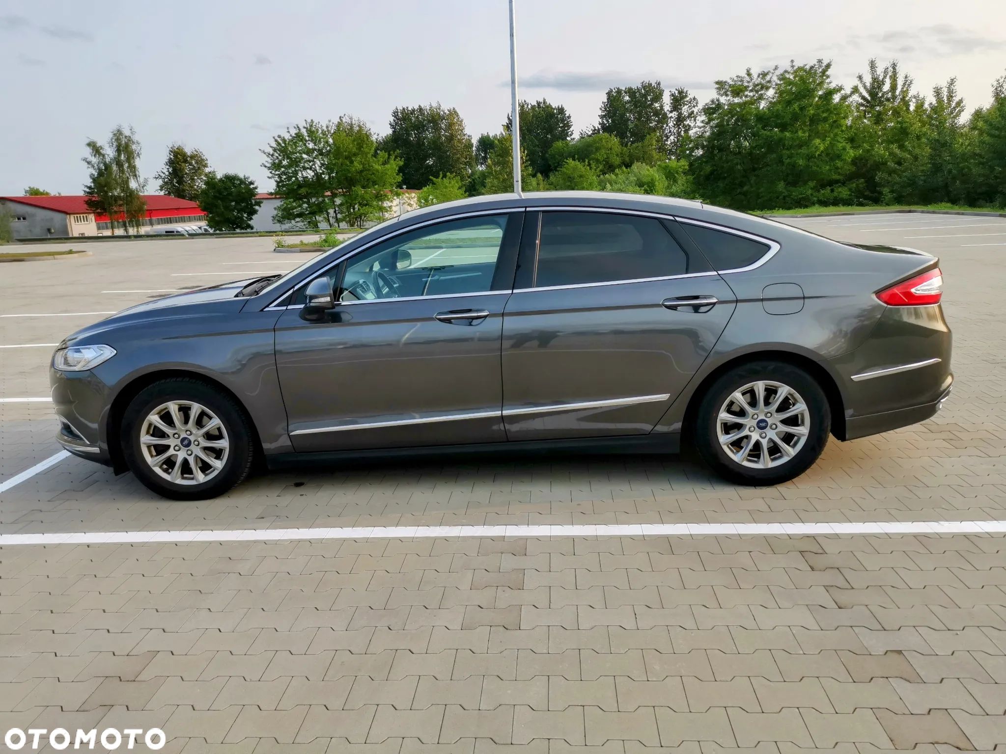 Ford Mondeo 1.5 EcoBoost Trend - 1