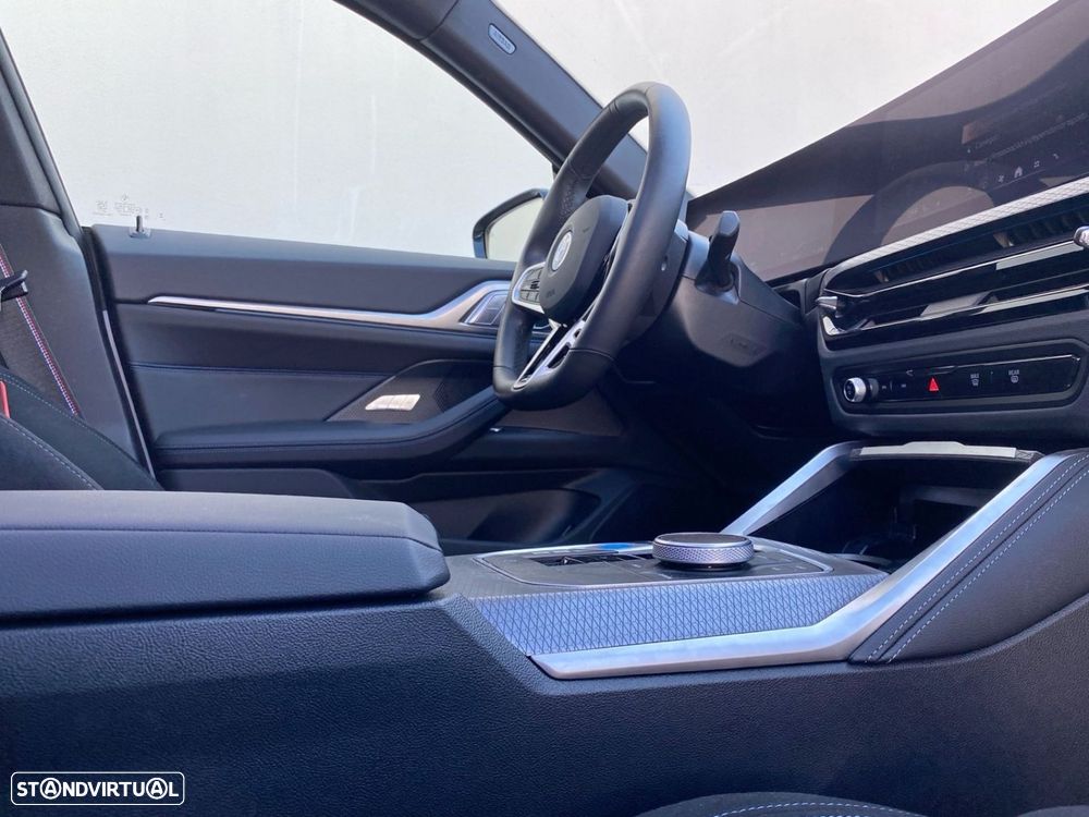 BMW i4 xDrive40 Gran Coupe - 15