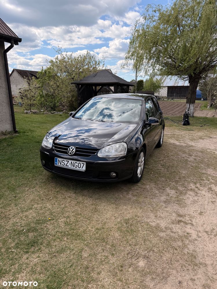 Volkswagen Golf 1.6 Trendline - 2