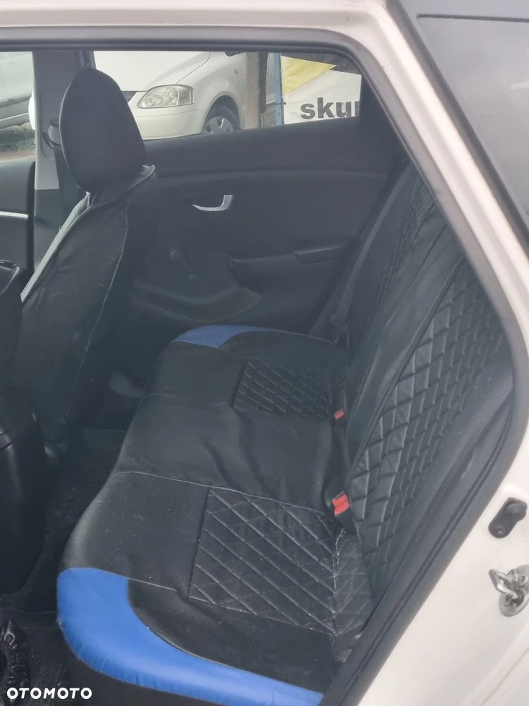 Hyundai i30 1.6 CRDi Style - 7