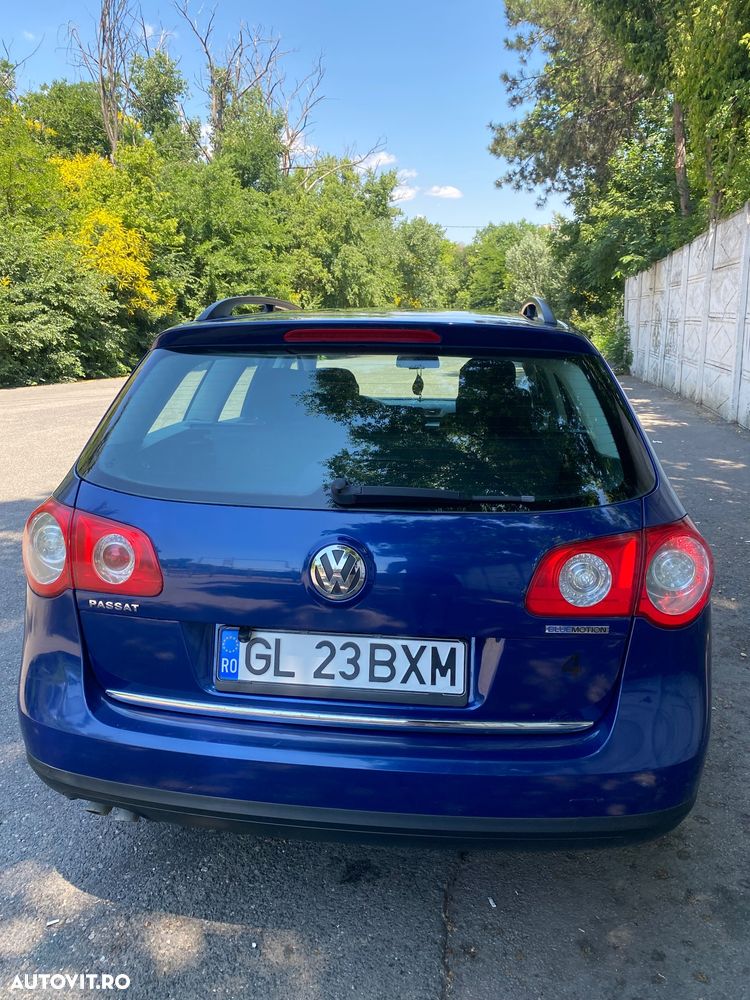 Volkswagen Passat 1.9 TDI DPF Trendline BlueMotion - 5
