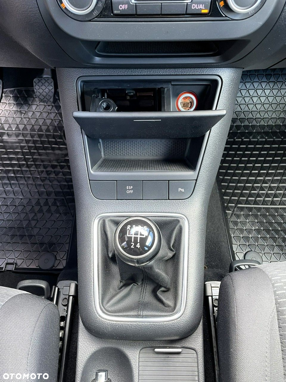Volkswagen Golf Plus 1.6 Comfortline - 22