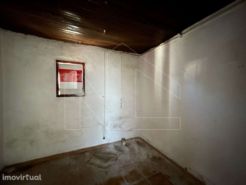 Moradia T2 - Sangalhos - Grande imagem: 3/9