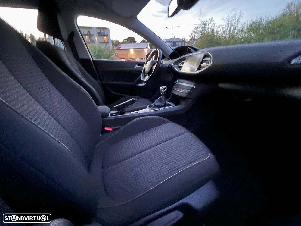 Peugeot 308 SW 1.5 BlueHDi Business Line - 12