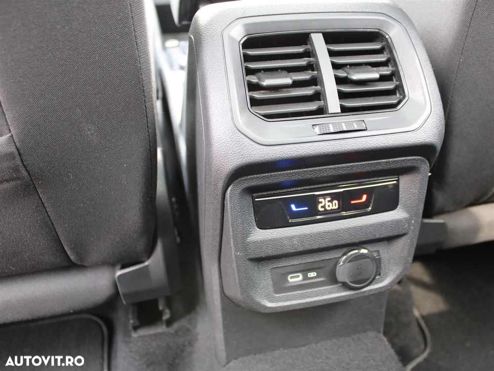 Volkswagen Tiguan - 14