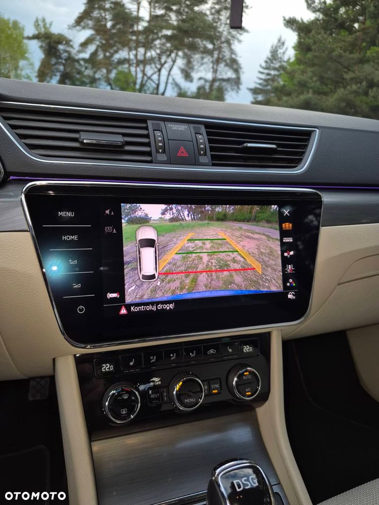 Skoda Superb 2.0 TDI SCR Style DSG - 5