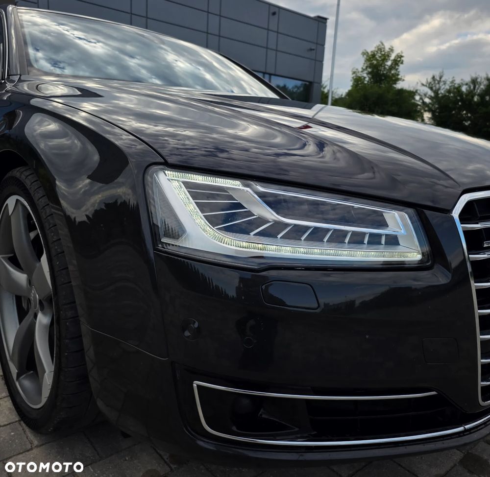 Audi A8 4.2 TDI DPF (clean diesel) quattro tiptronic - 4