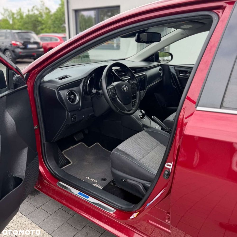 Toyota Auris - 19