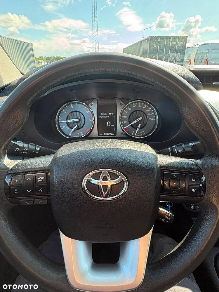 Toyota Hilux 2.4 D-4D Double Cab DL 4x4 - 14