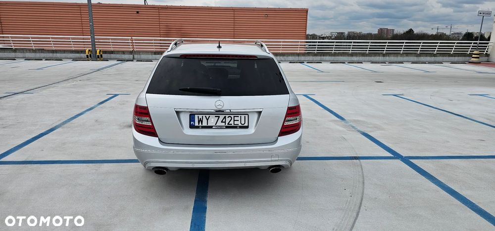 Mercedes-Benz Klasa C 350 T CDI DPF (BlueEFFICIENCY) 7G-TRONIC Avantgarde - 3
