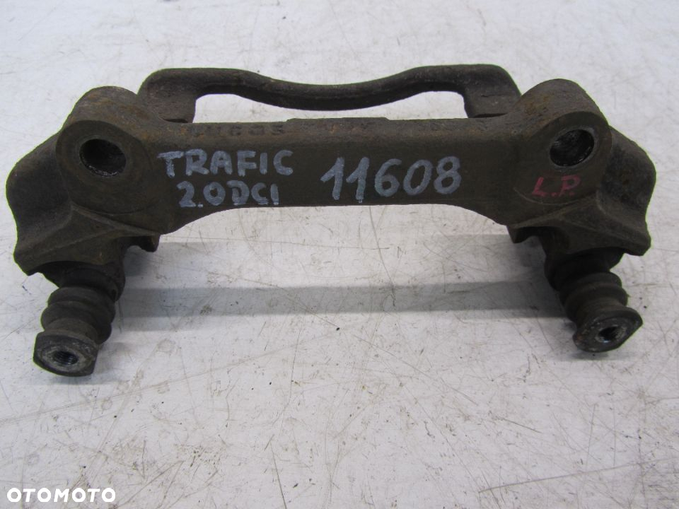 trafic vivaro 2.0DCI jarzmo zacisku przód L-P - 2
