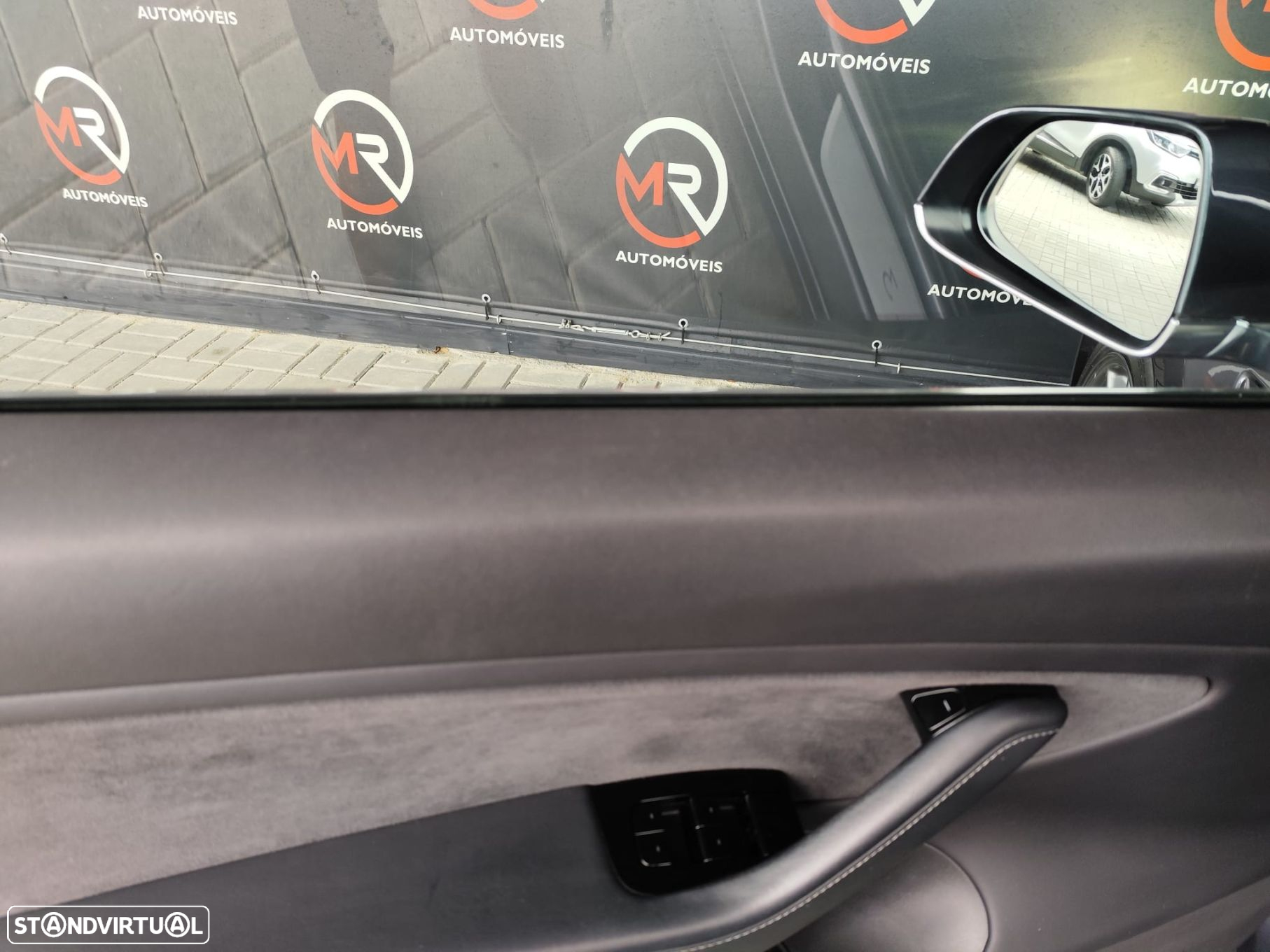Tesla Model 3 - 23