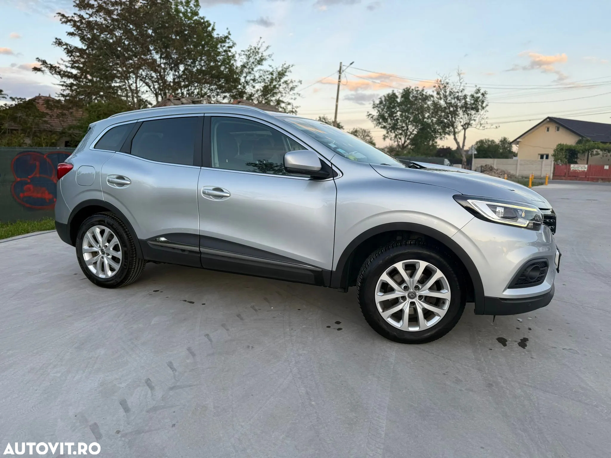 Renault Kadjar BLUE dCi 115 BUSINESS EDITION - 9