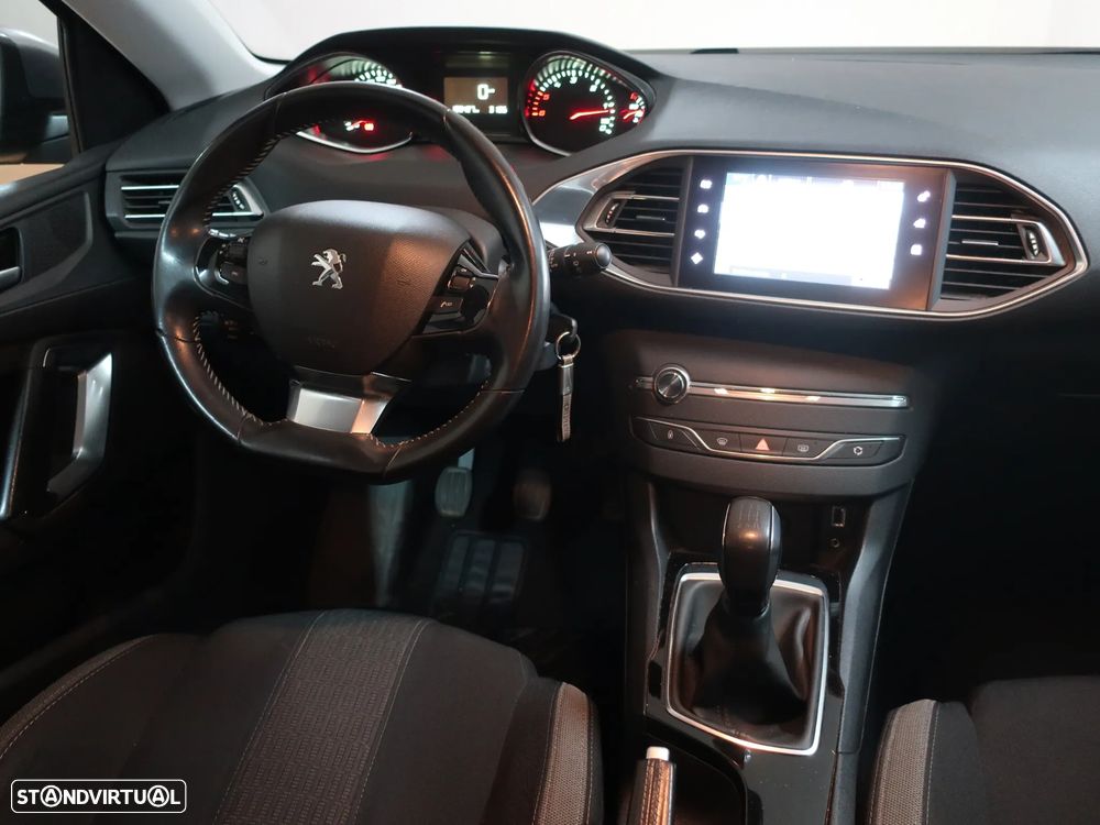 Peugeot 308 SW 1.6 BlueHDi Style - 21