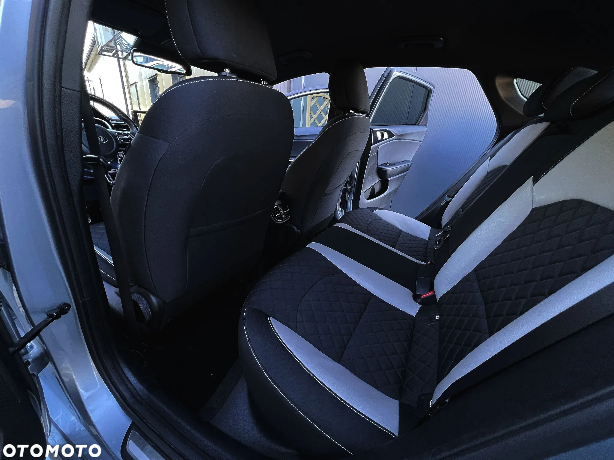 Kia ProCeed 1.4 T-GDI GT Line DCT - 35