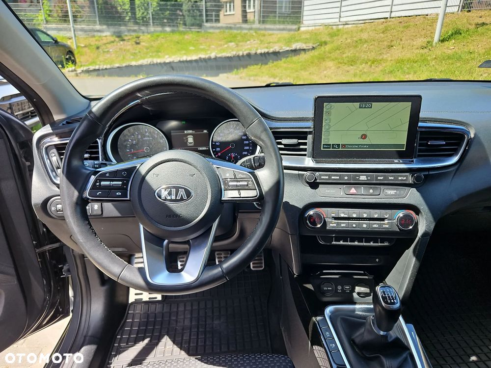 Kia Ceed 1.4 T-GDI L Business Line - 13