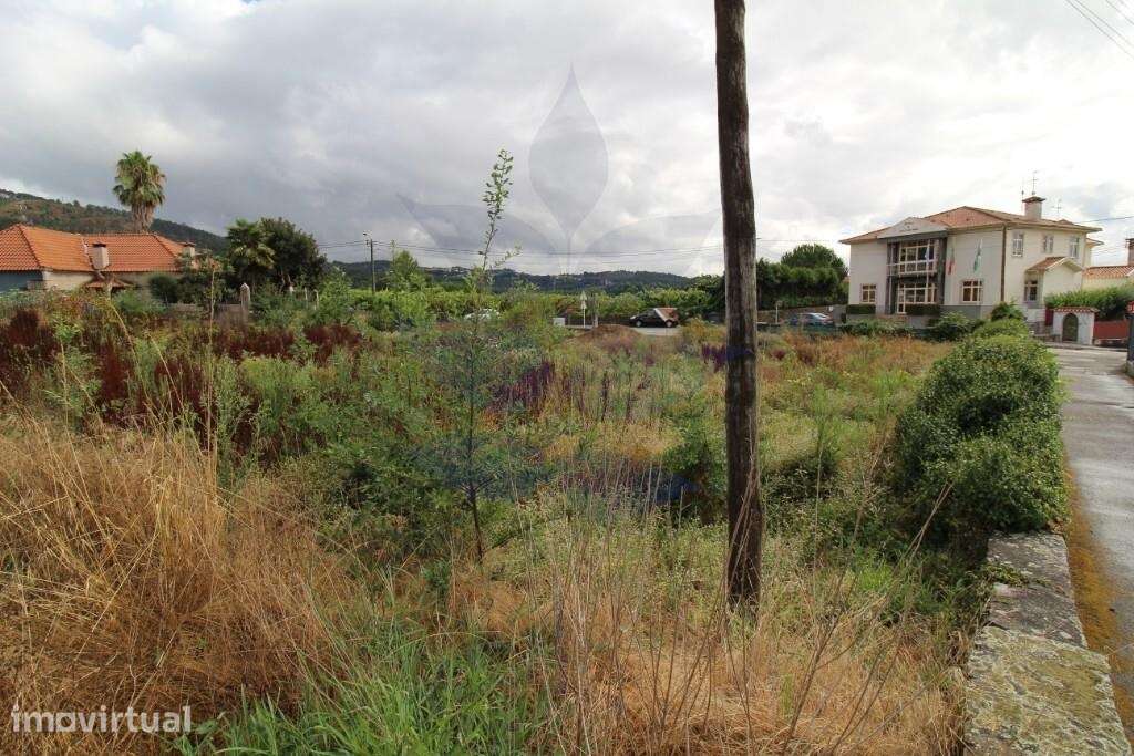 Terreno rústico com viabilidade de construção - 793m2, Guimarães - Grande imagem: 3/18