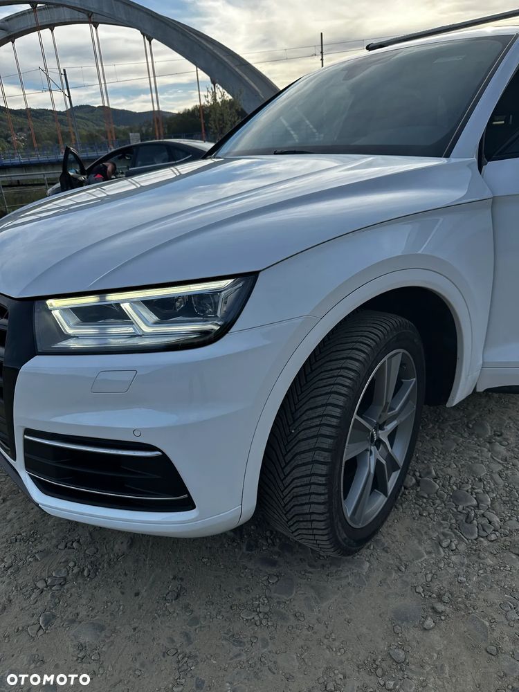 Audi Q5 2.0 TFSI Quattro S tronic design - 4