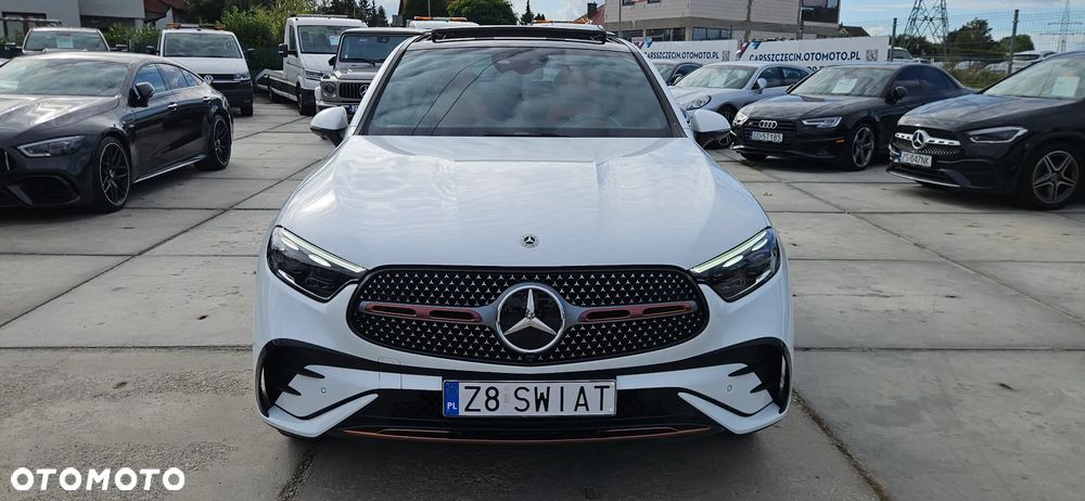 Mercedes-Benz GLC 300 4Matic 9G-TRONIC AMG Line Advanced - 2