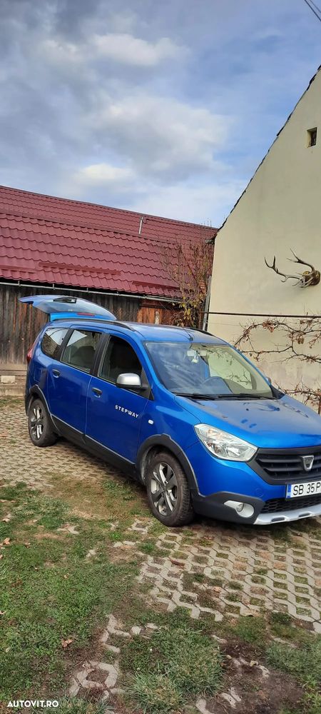 Dacia Lodgy 1.5 dCi Stepway - 8
