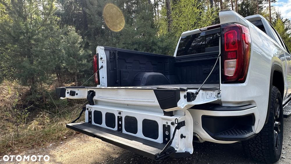 GMC Sierra - 18
