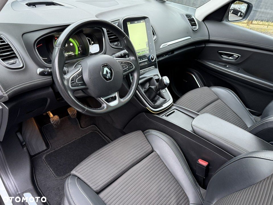 Renault Grand Scenic Energy TCe 130 S&S Bose Edition - 16