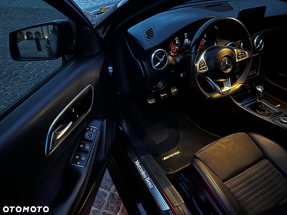 Mercedes-Benz Klasa A 180 d AMG Line - 18