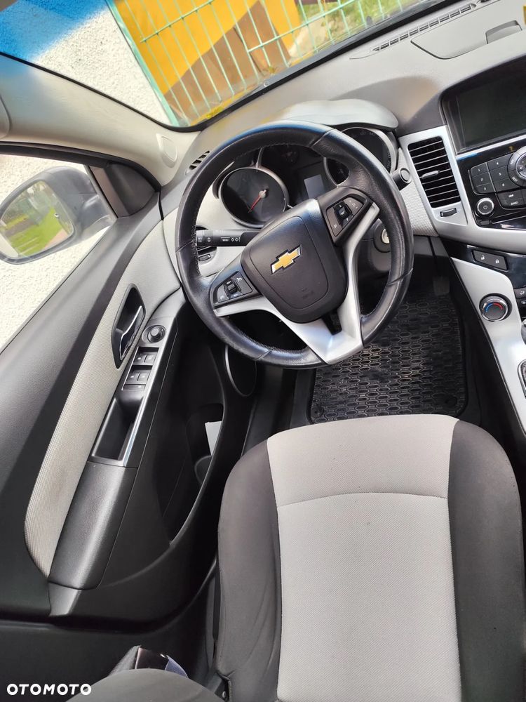 Chevrolet Cruze 2.0 D LT - 13