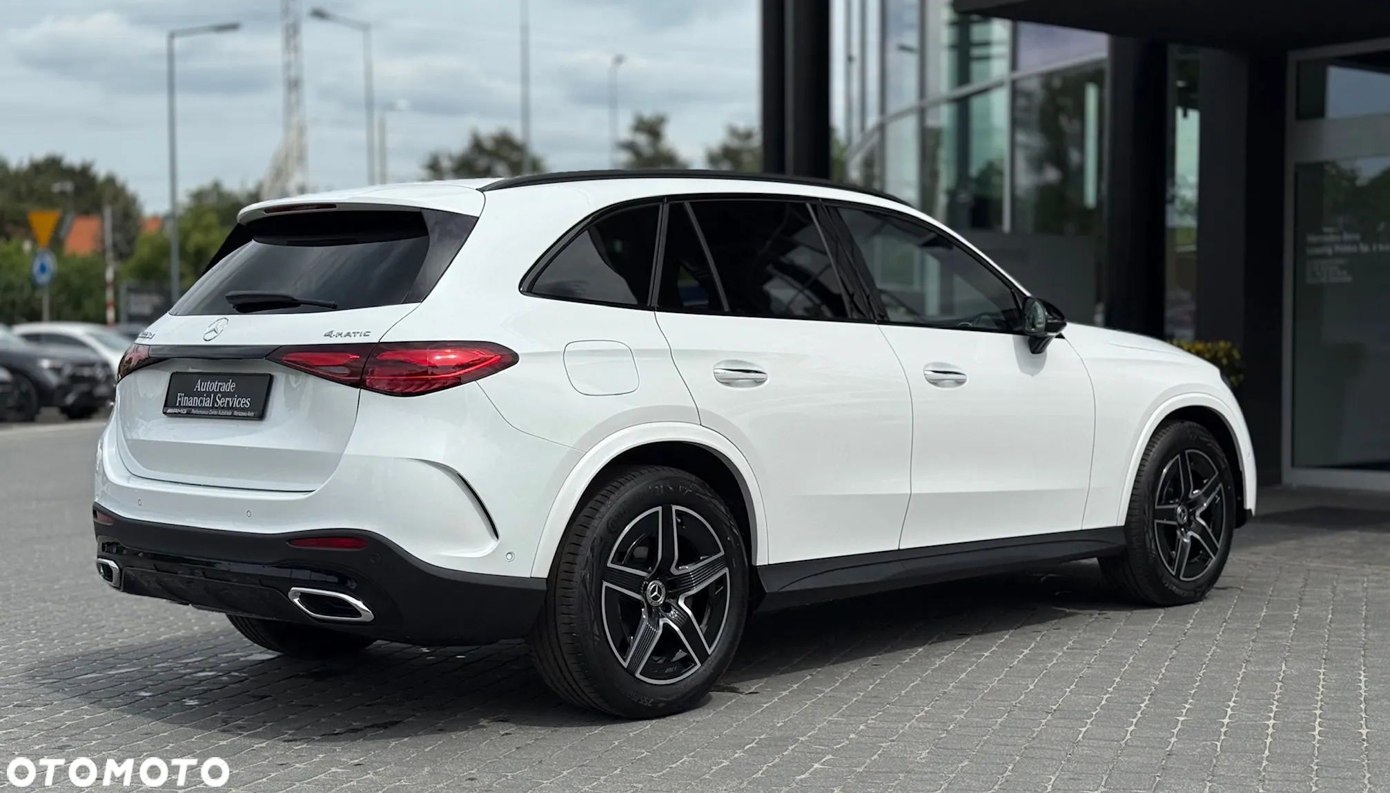 Mercedes-Benz GLC - 7