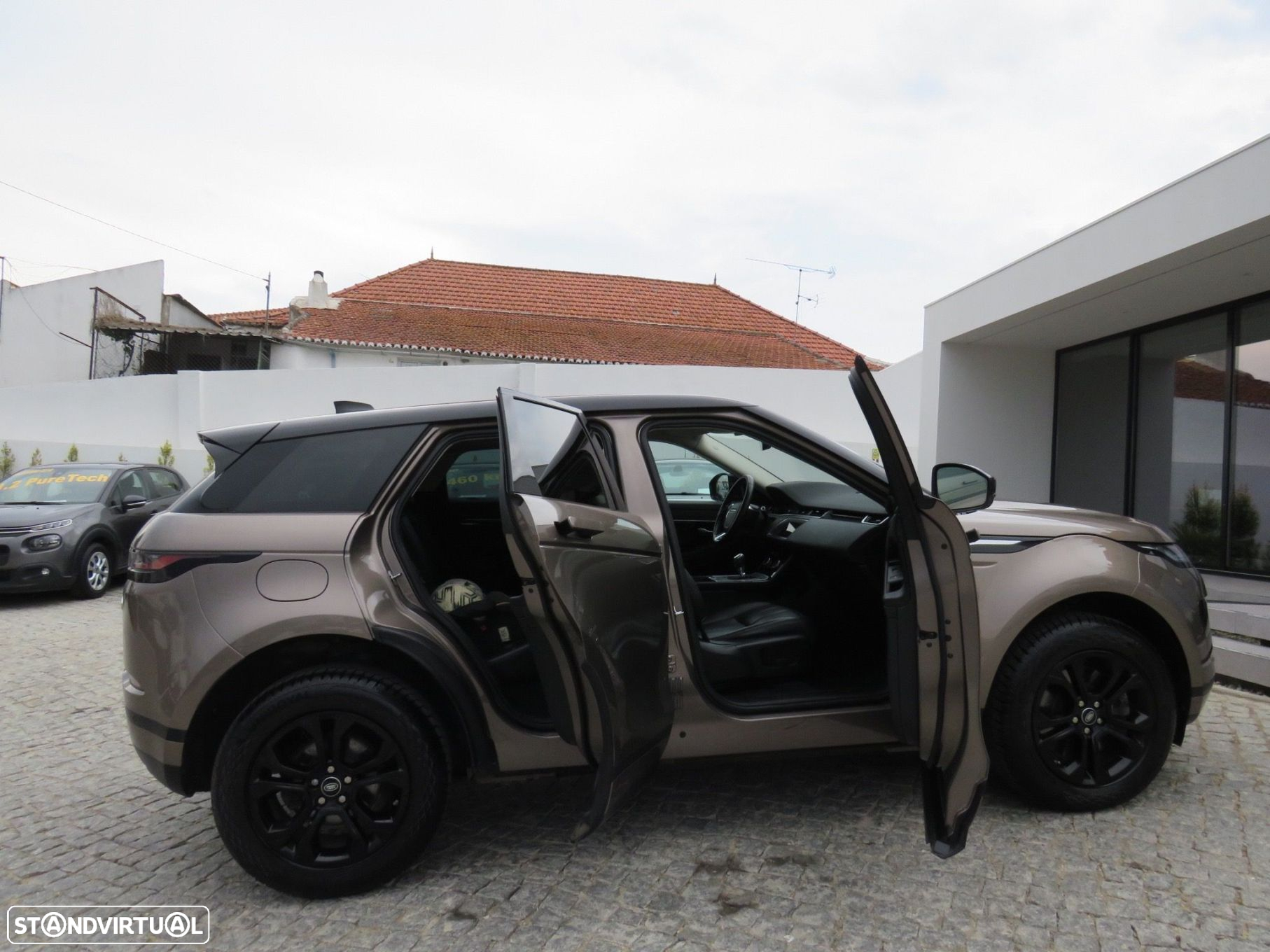 Land Rover Range Rover Evoque 2.0 D150 R-Dynamic S - 29