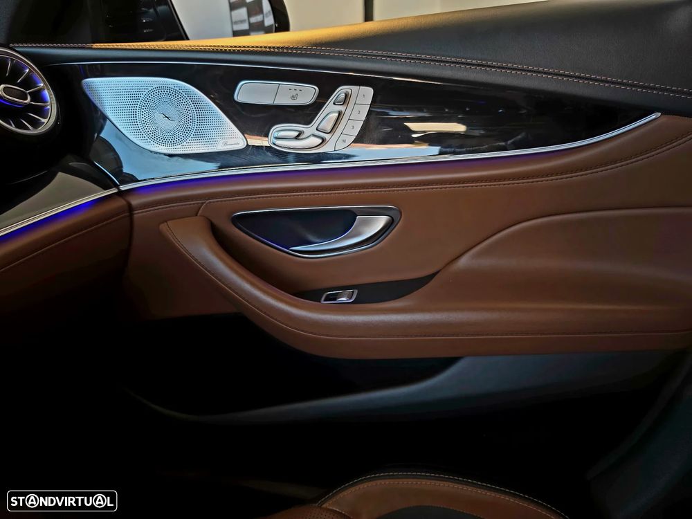 Mercedes-Benz AMG GT 4 portas 43 4Matic+ - 25