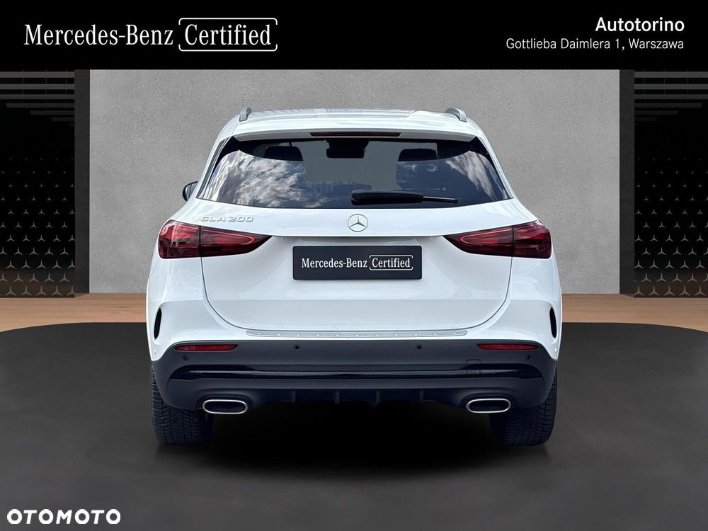 Mercedes-Benz GLA - 5