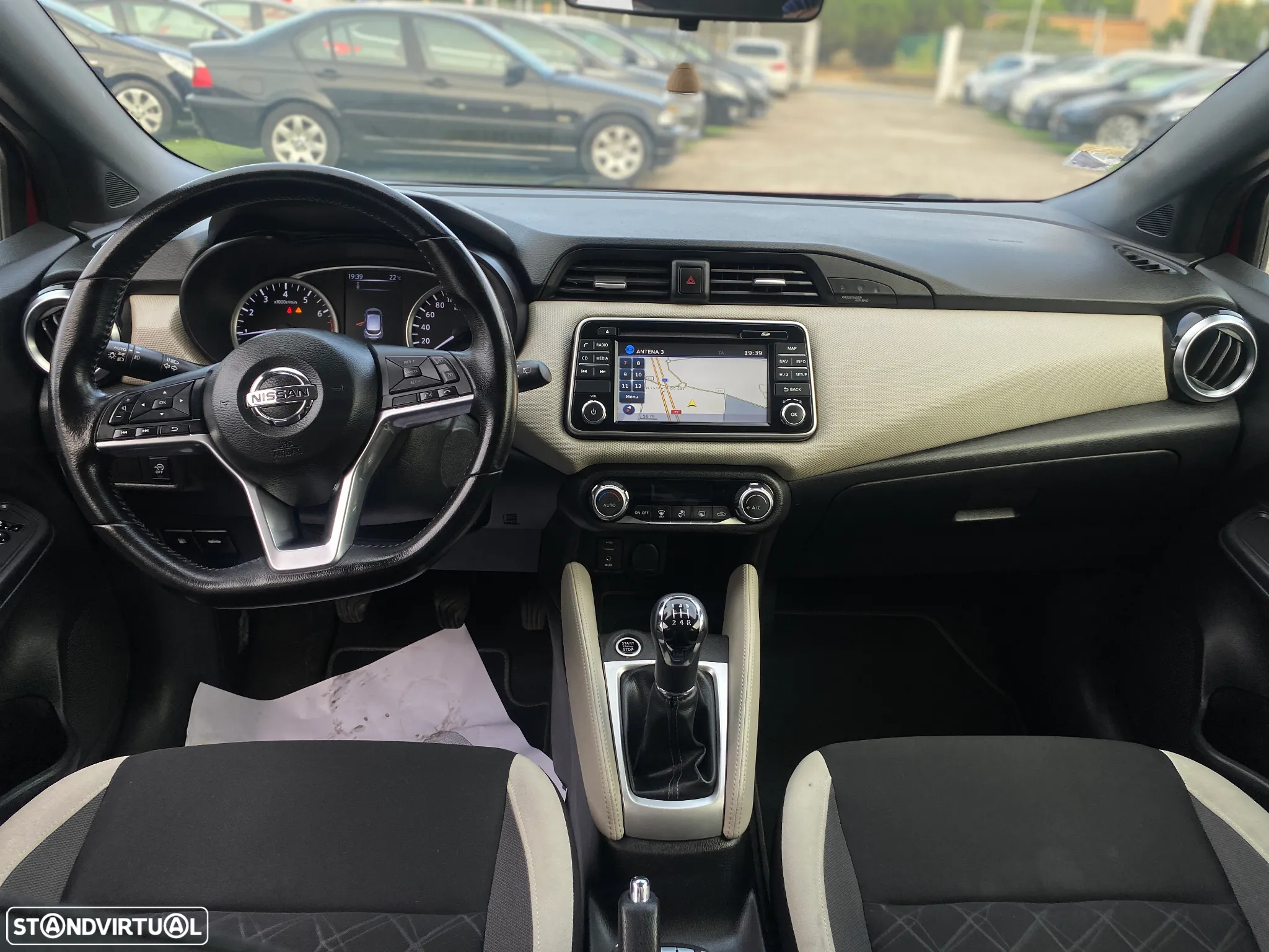 Nissan Micra 0.9 IG-T N-Connecta Urban S/S - 12