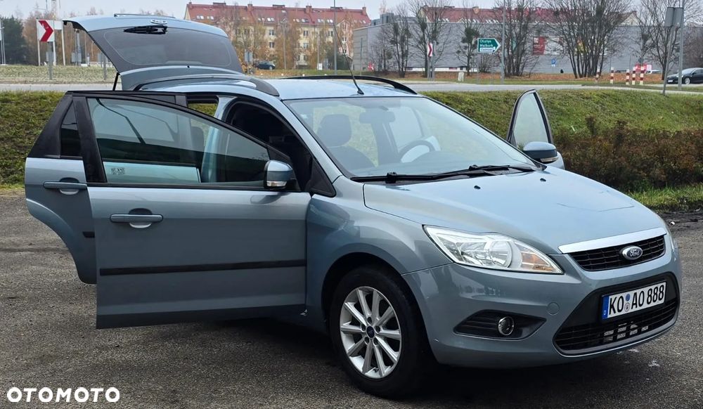 Ford Focus Turnier 1.6 16V Style - 5
