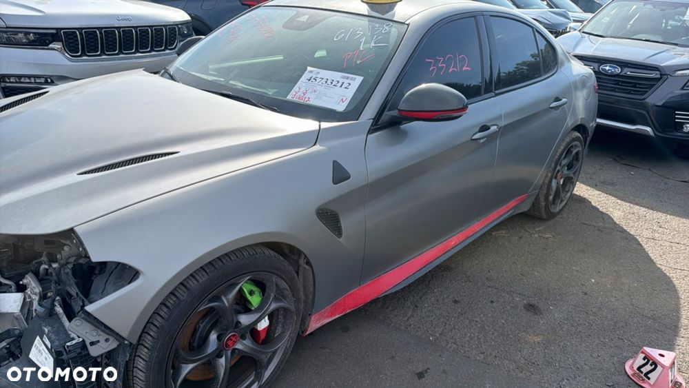 Alfa Romeo Giulia 2.9 Bi Turbo V6 Quadrifoglio - 17