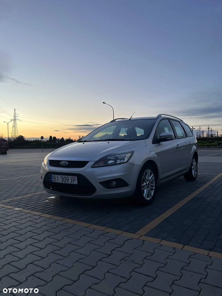 Ford Focus 1.6 Trend - 9