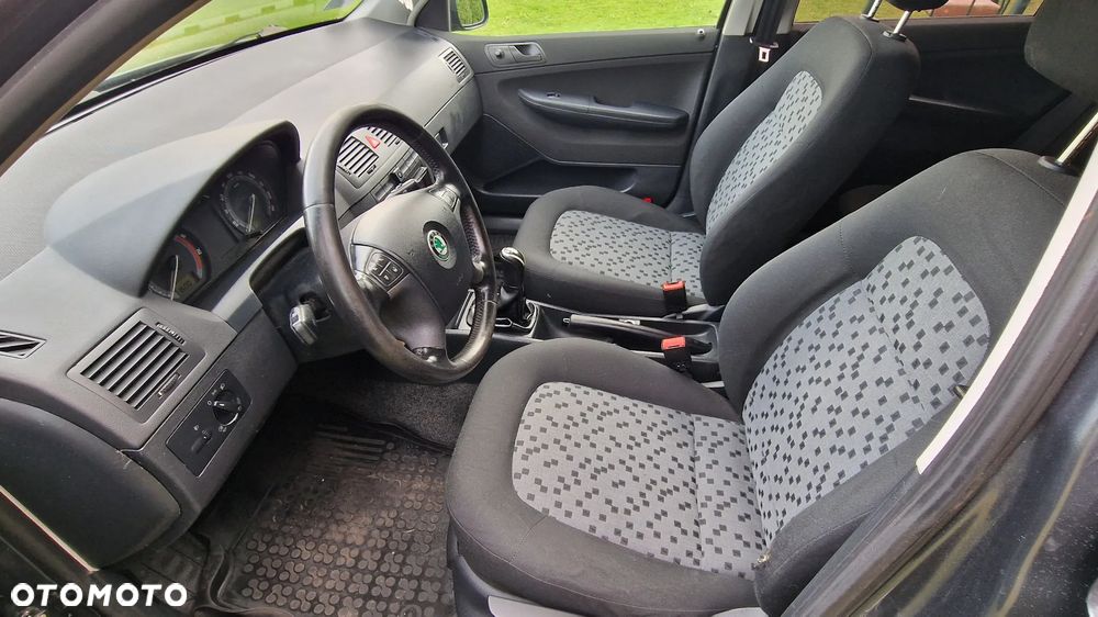 Skoda Fabia 1.2 12V Active - 16