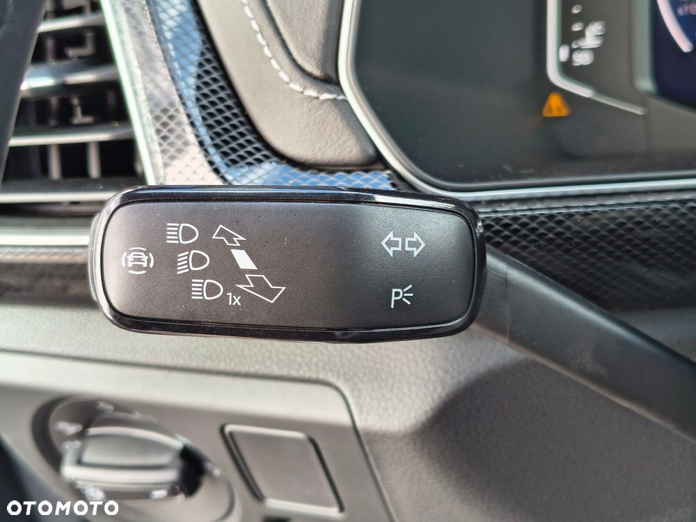Volkswagen T-Cross - 17