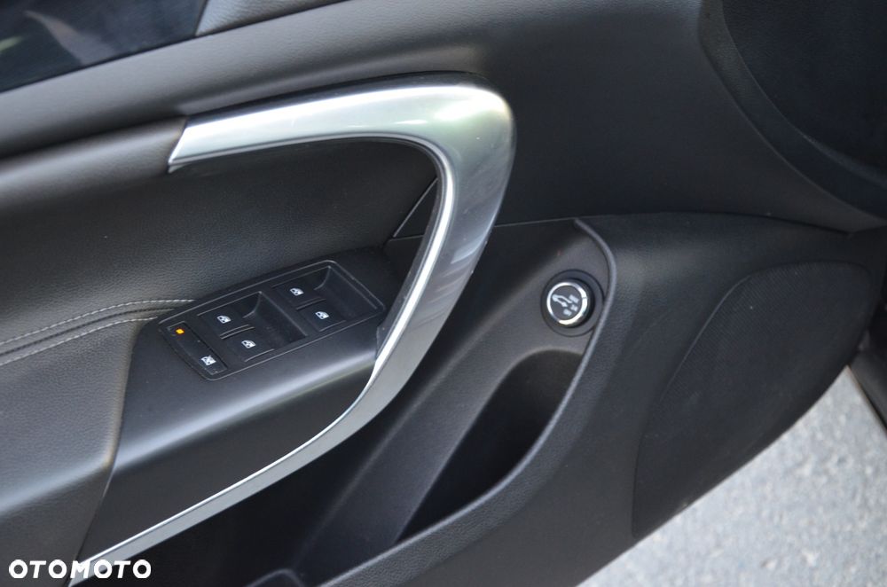 Opel Insignia 2.0 CDTI Cosmo S&S - 15