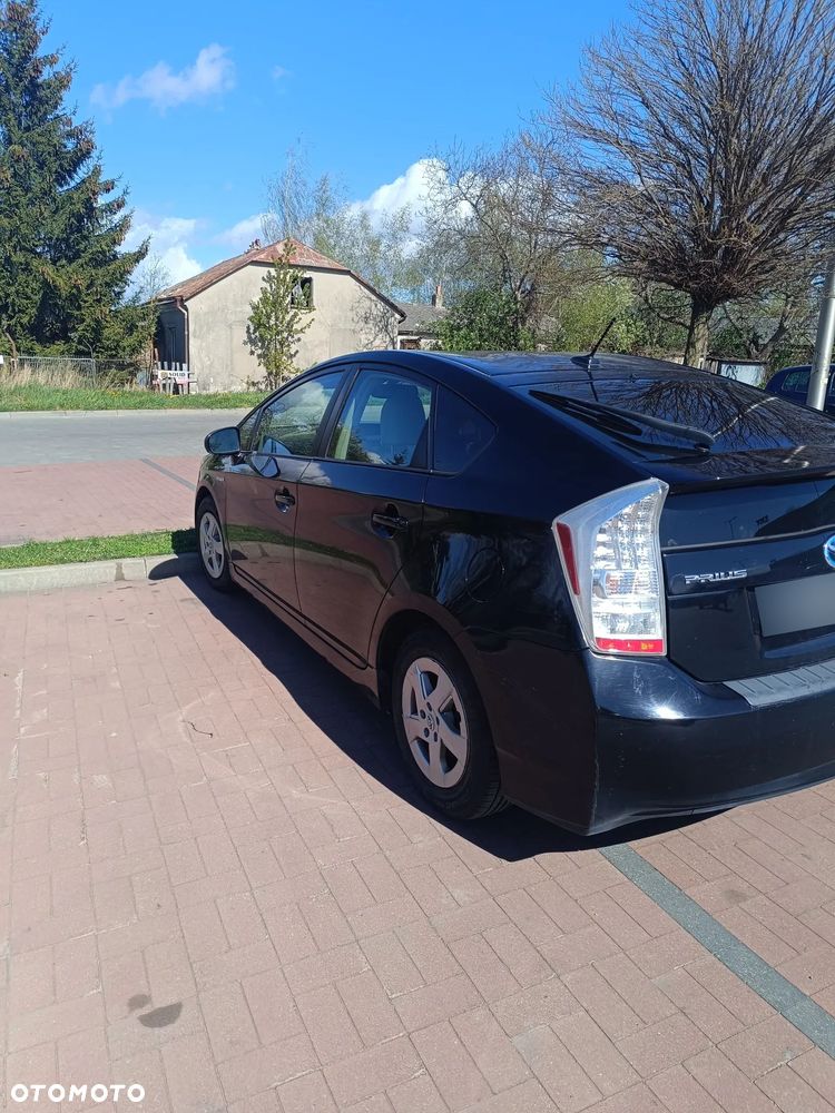 Toyota Prius 1.8 HSD Premium - 3