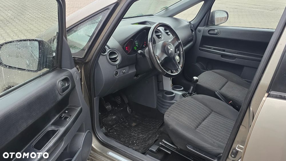 Mitsubishi Colt 1.3 Motion - 9